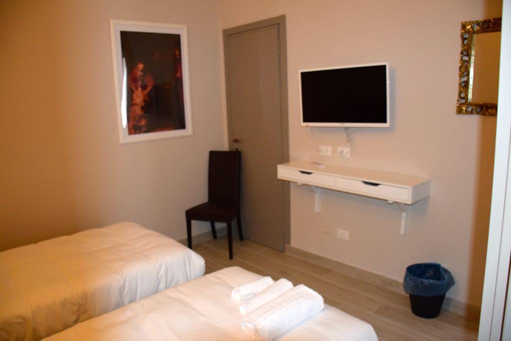 B&B Leonardo Ро Екстериор снимка